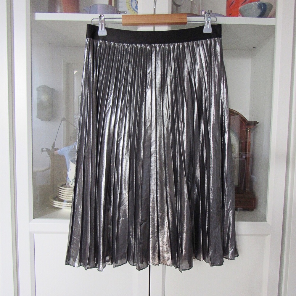 NWT Express Metallic Silver Pleated Midi Skirt